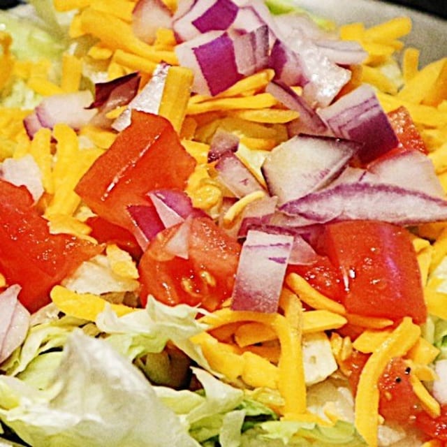 1/2 Pan Tossed Salad.